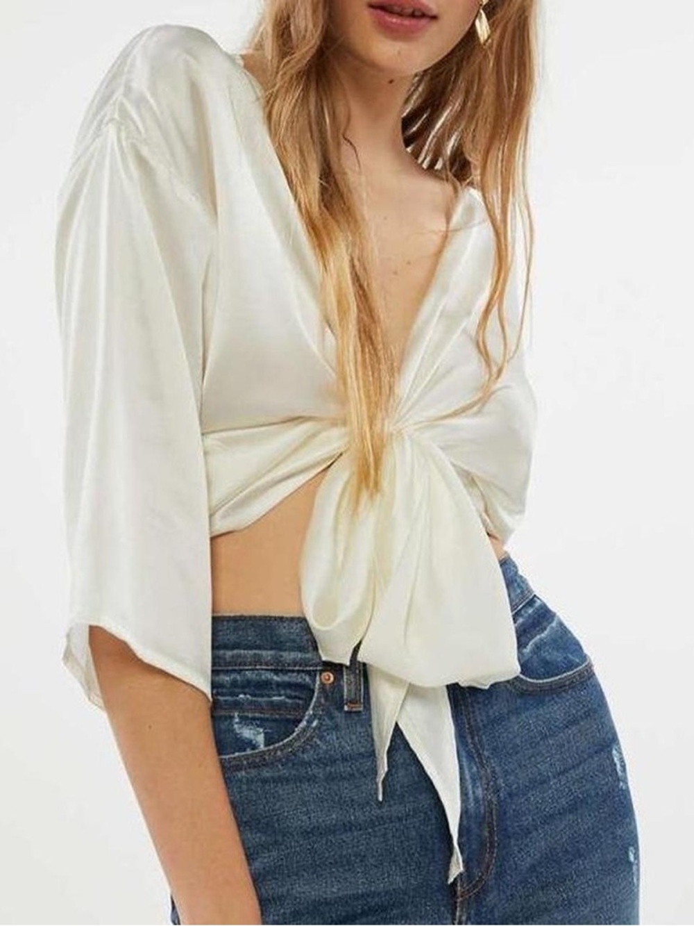 (A1) NWOT Urban Outfitters Nicole‎ Satin Tie-Front Blouse White Size S Pristine